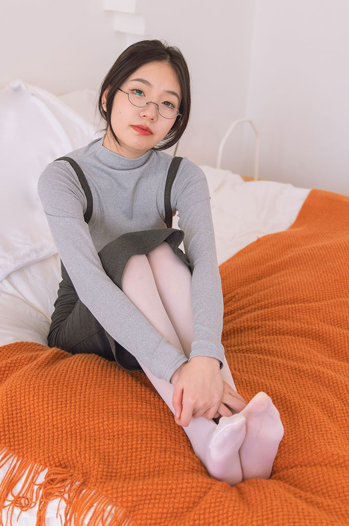 图片[3]-W060-高跟鞋、厚白丝-爱丝时刻