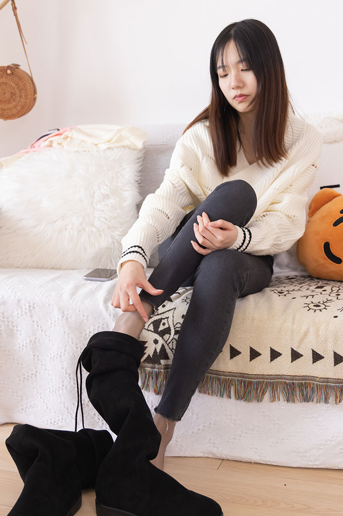 图片[2]-W130-长靴、油亮灰丝、裤里丝-爱丝时刻