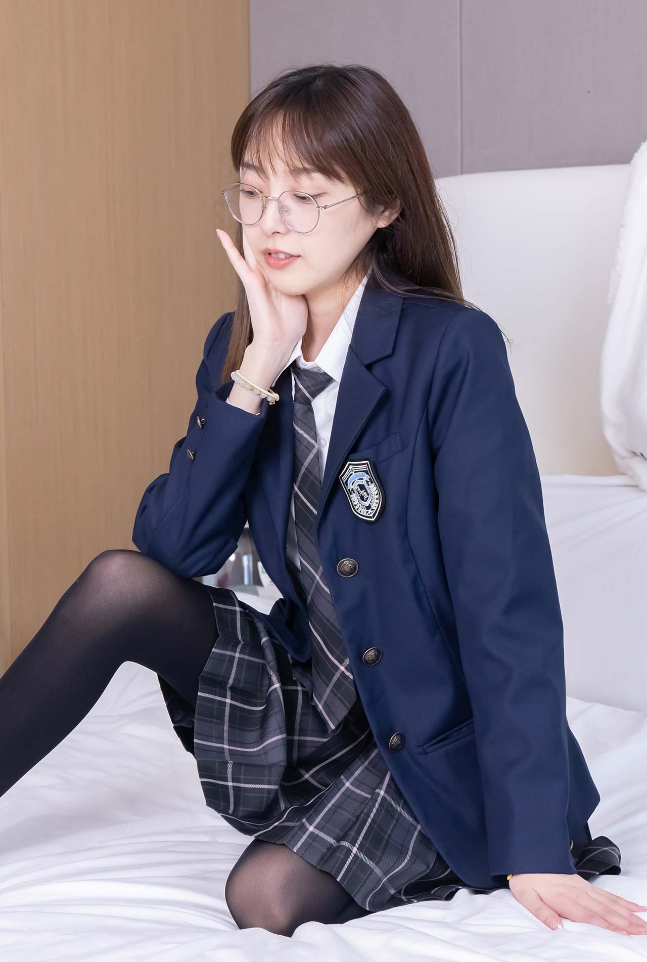 图片[4]-W164-皮鞋、厚黑丝、jk制服-爱丝时刻