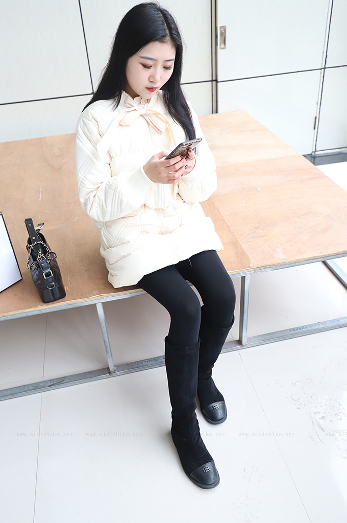 图片[2]-D034-黑丝长靴-爱丝时刻